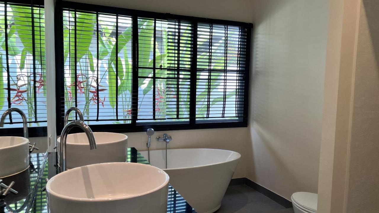 Plunge Tropic Villas 2 Naiharn Rawai Kültér fotó